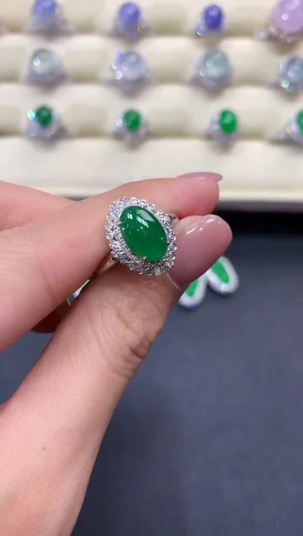 【闪购商品】翡翠戒指18K金镶嵌a74