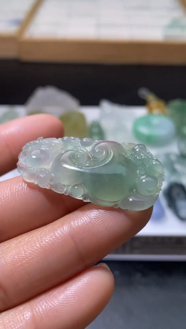 【闪购商品】定制翡翠未镶嵌翡翠毛货~