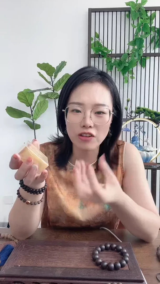 泥塑蜂蜜的皂一个