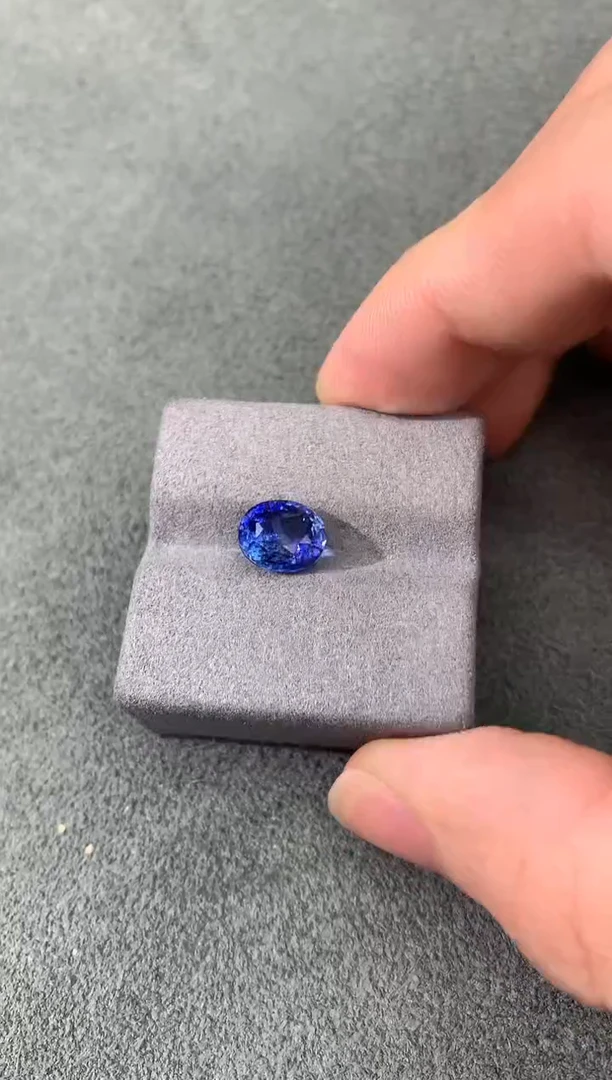 裸石蓝宝石矢车菊 3.12CT
