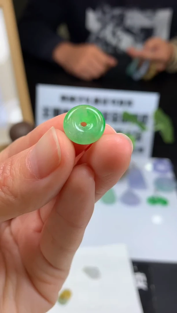 【闪购商品】定制翡翠未镶嵌吊坠-91212