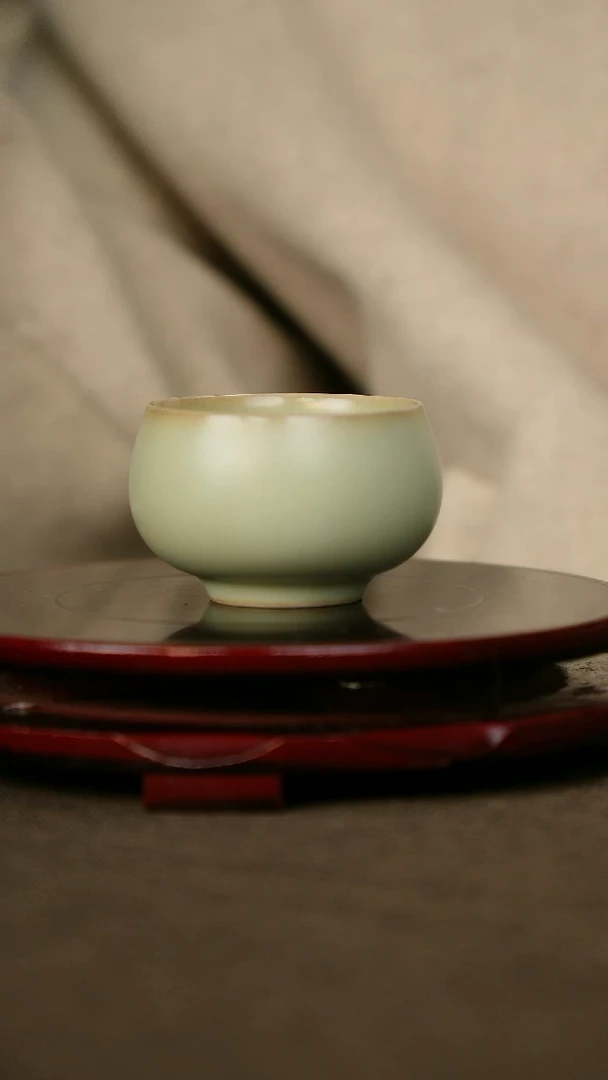 全品 粉青 禅定杯 带底款