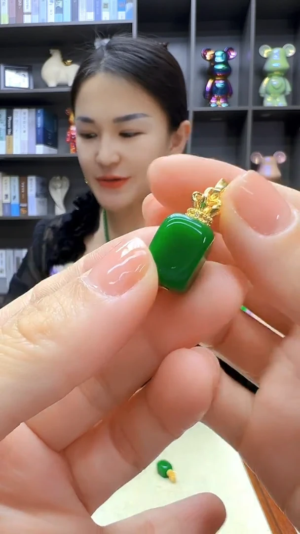 翡翠14K金镶嵌颈饰丹丹diy劲饰