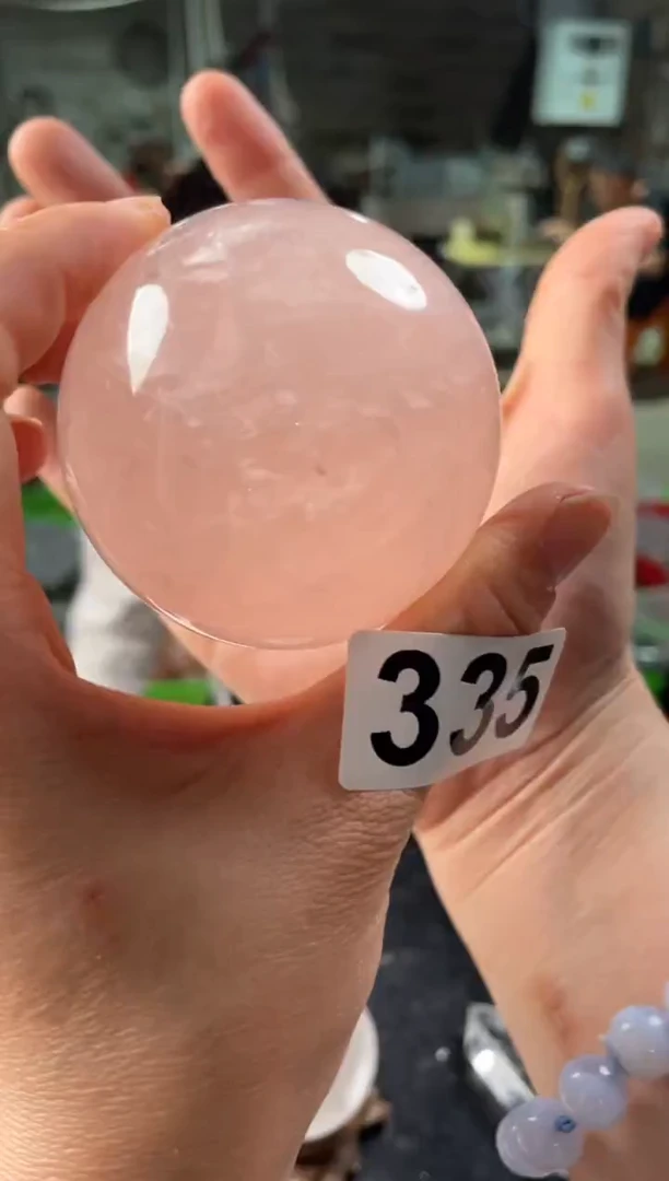 未镶嵌水晶大型摆件（非配饰）粉水晶球298克 335