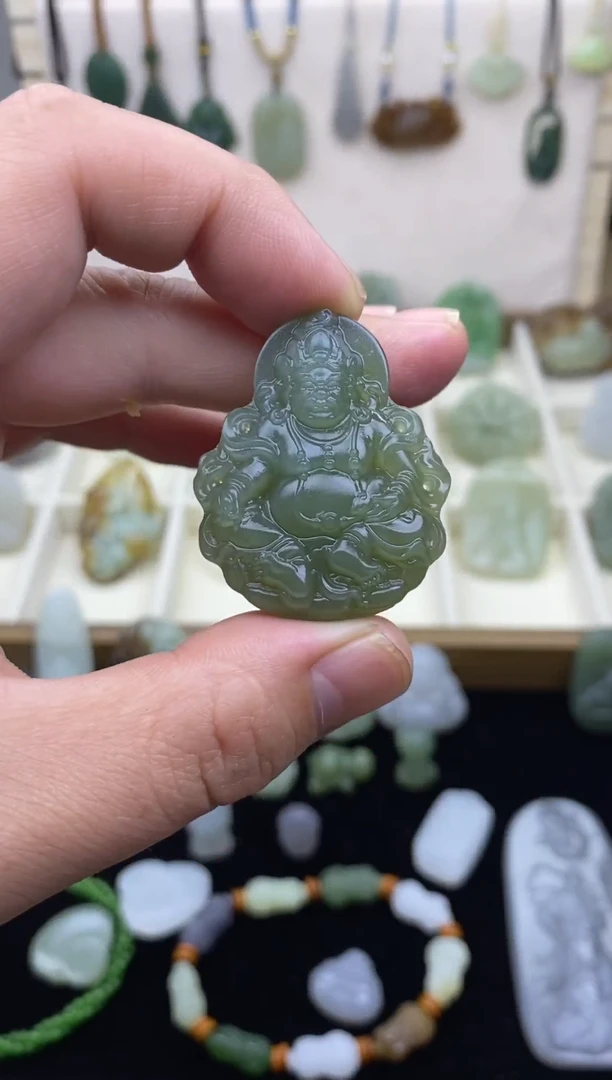 颈饰未镶嵌和田玉天然和田玉吊坠