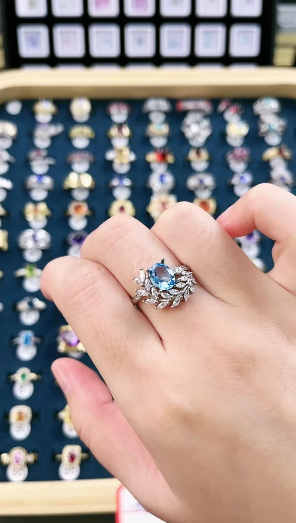 银S925镶嵌戒指托帕石w63