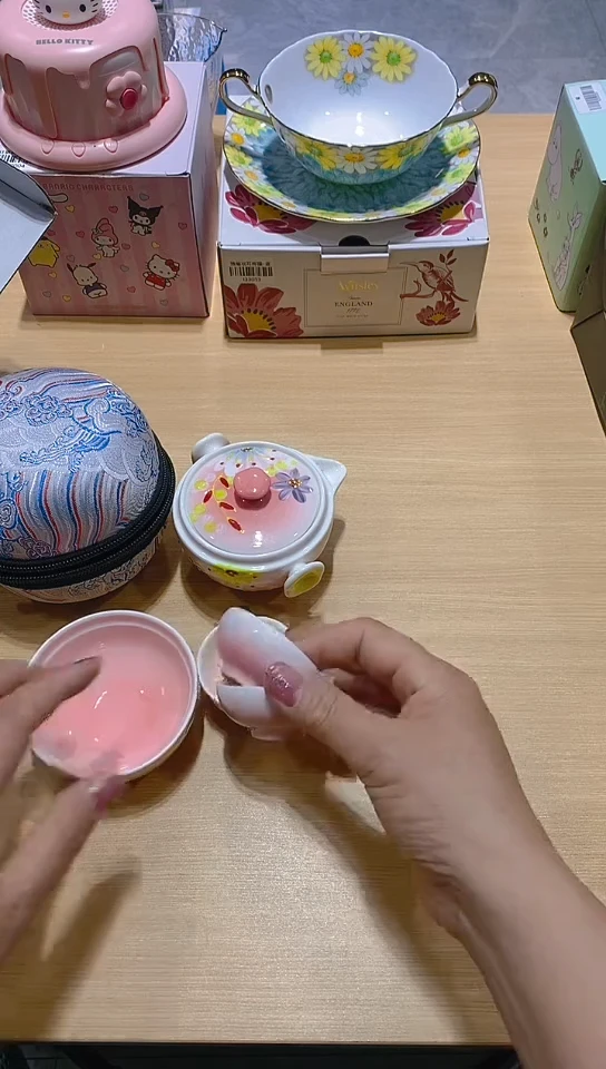 瓷片碗碟好物一件不留@@1