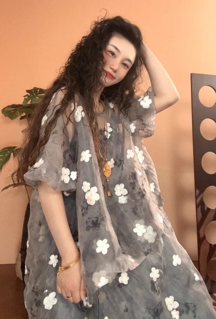 museguhui/木色古汇72320#白花休闲气质两件套时尚百搭连衣裙