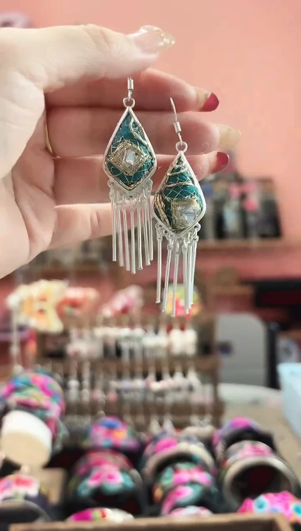 织绣艺枝独绣手工饰品114