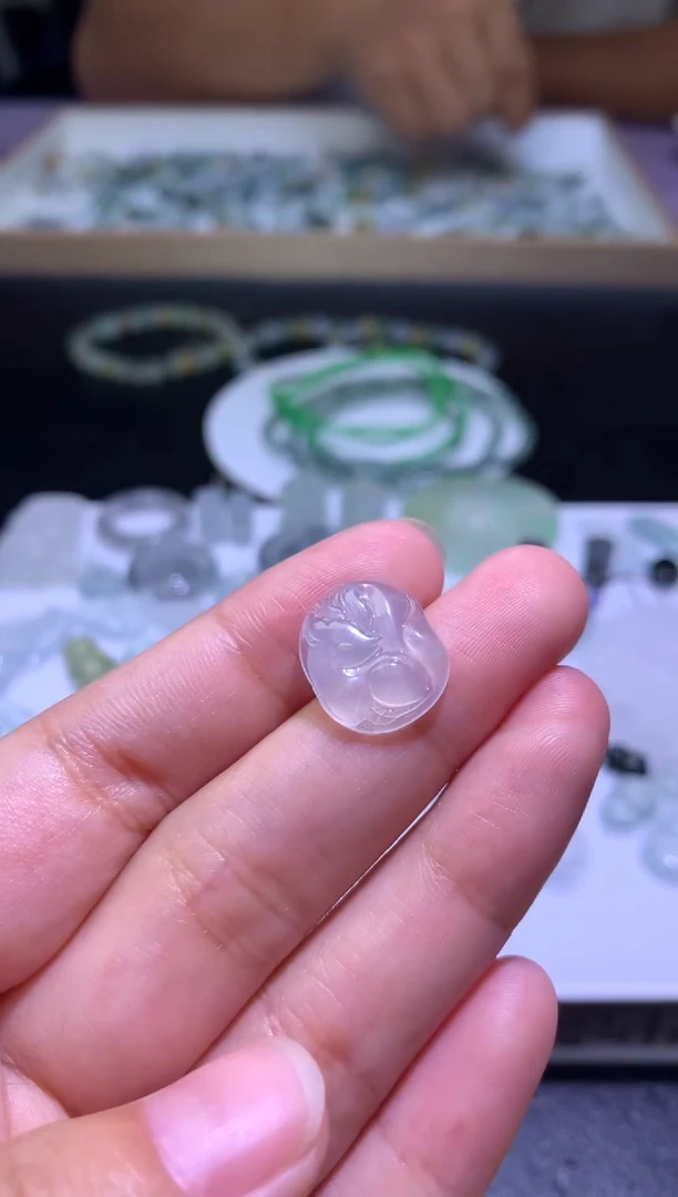 未镶嵌定制翡翠毛货