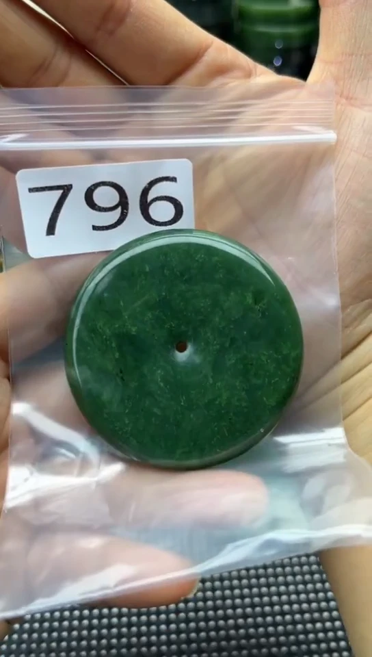 未镶嵌和田玉珠宝半成品扣子