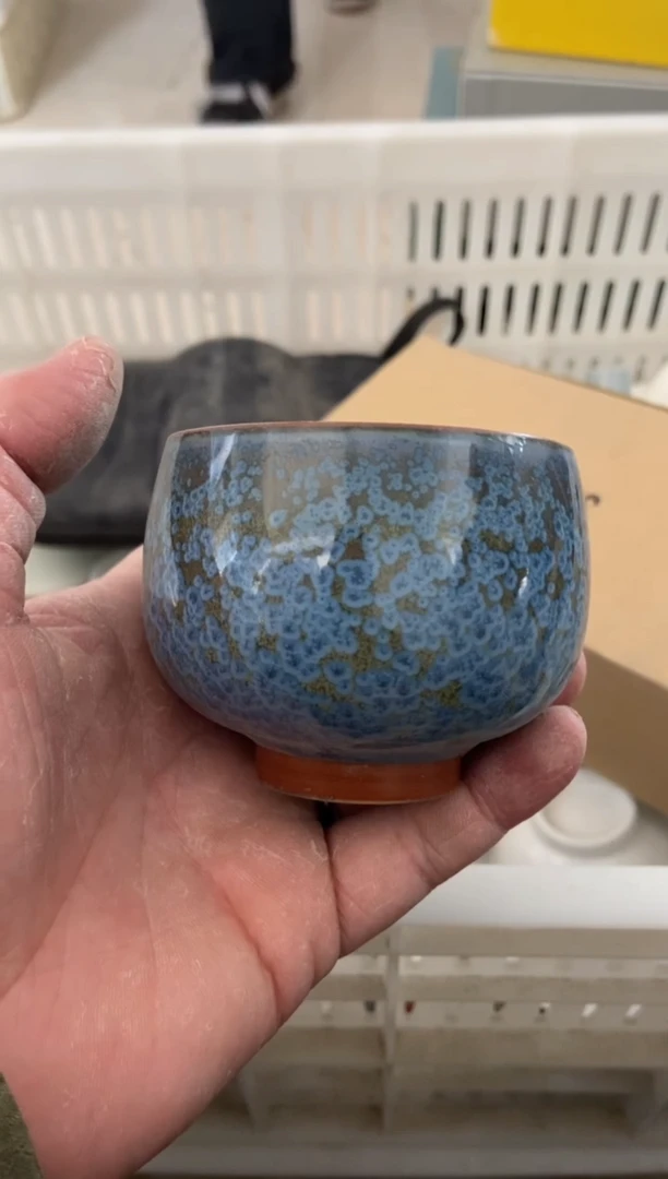 杯无运费险有瑕疵的摄影的产品有使用过的痕迹有点脏介意勿拍