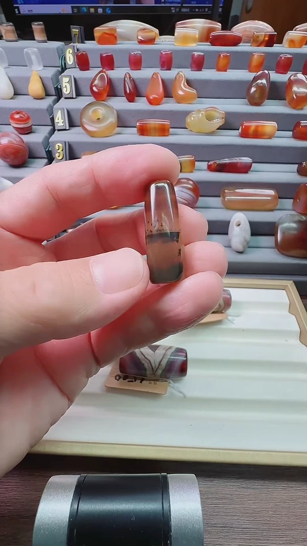 未镶嵌颈饰玛瑙/玉髓大****爷玛瑙33*12