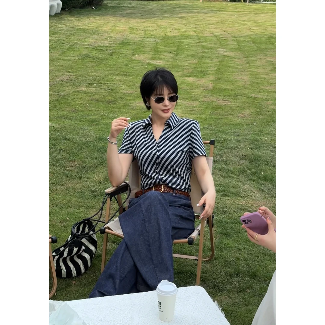 【读书会】文质彬彬减龄感 显瘦优雅知识分子高智条纹开衫T恤