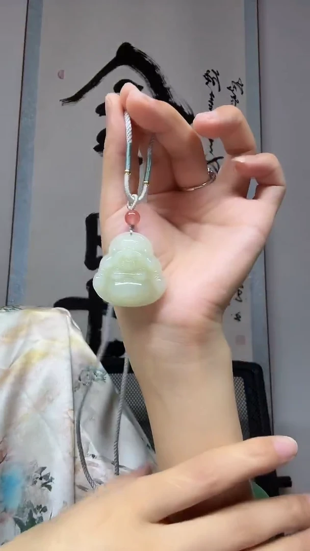 颈饰未镶嵌和田玉佛公