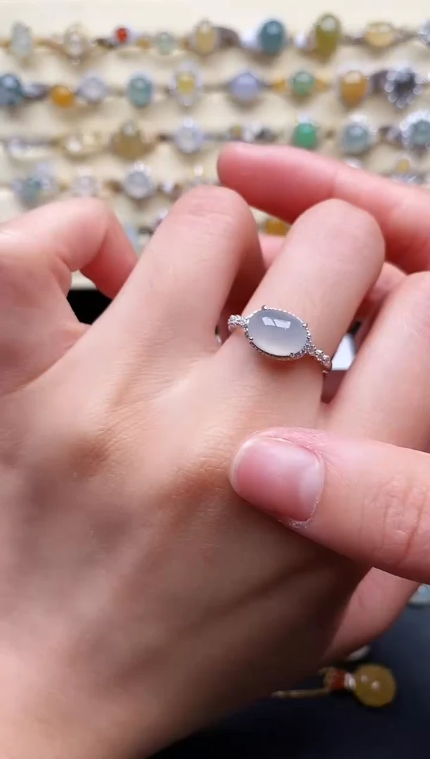 翡翠戒指银S925镶嵌44444444+4