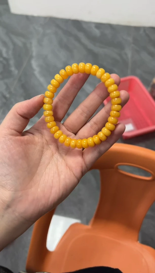 蜜蜡颈饰未镶嵌蜜蜡素圈手串[多样发其一]