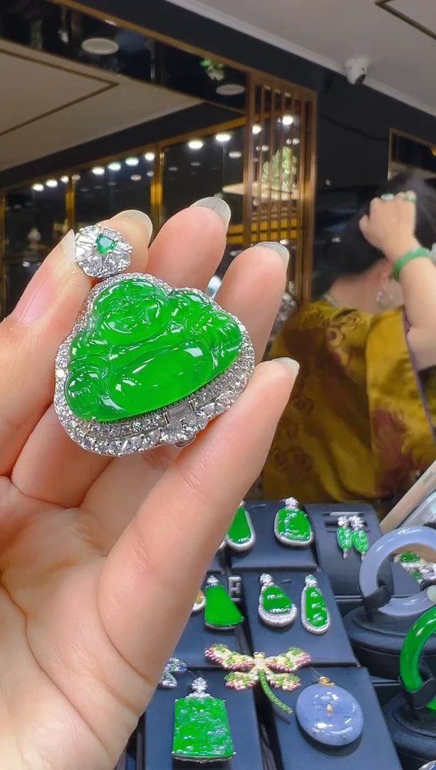 翡翠银S925镶嵌吊坠(赠链)101（多样性发其一）