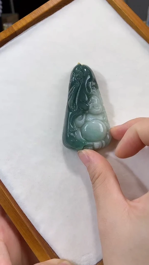 颈饰未镶嵌翡翠吊坠
