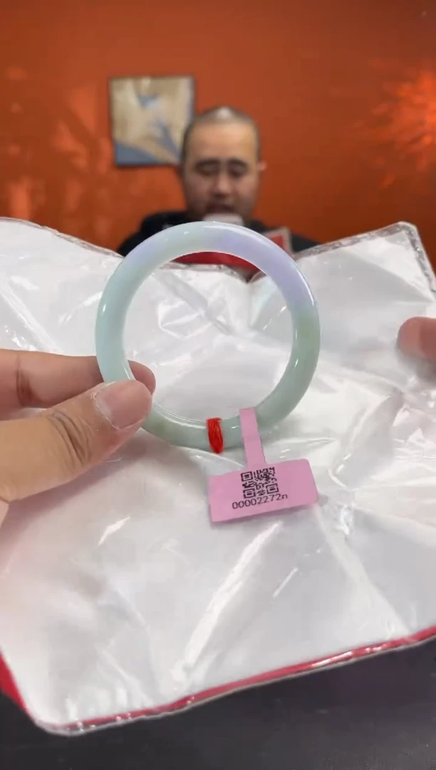 未镶嵌手镯翡翠16   54