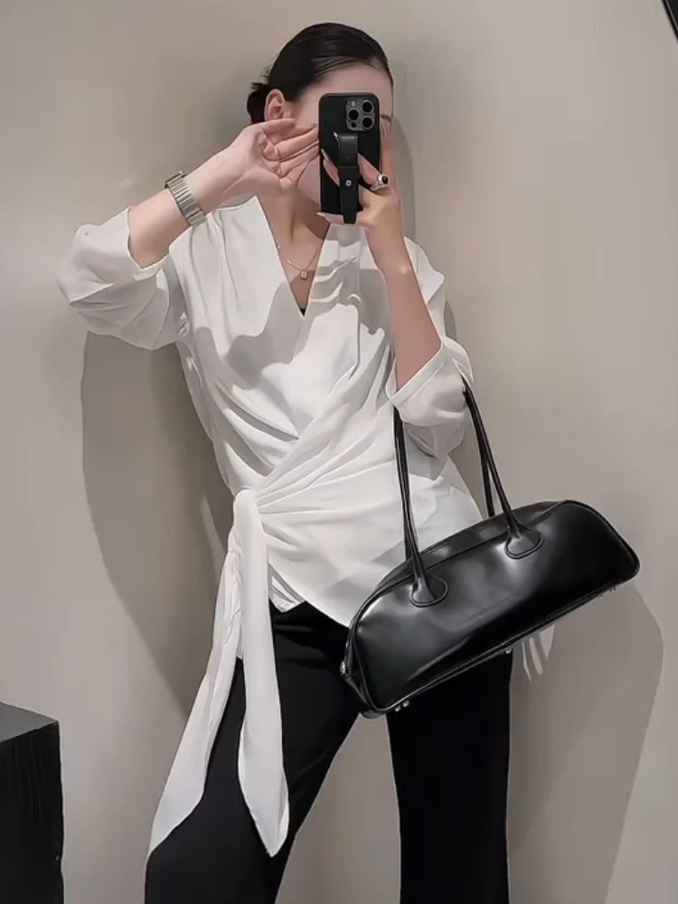 法式独特精致小上衣女2025秋季轻奢高级感超好看气质收腰白色衬衫