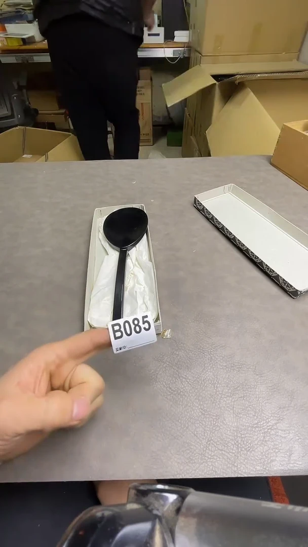 瓷片云****G默认微瑕，谨慎参拍B085