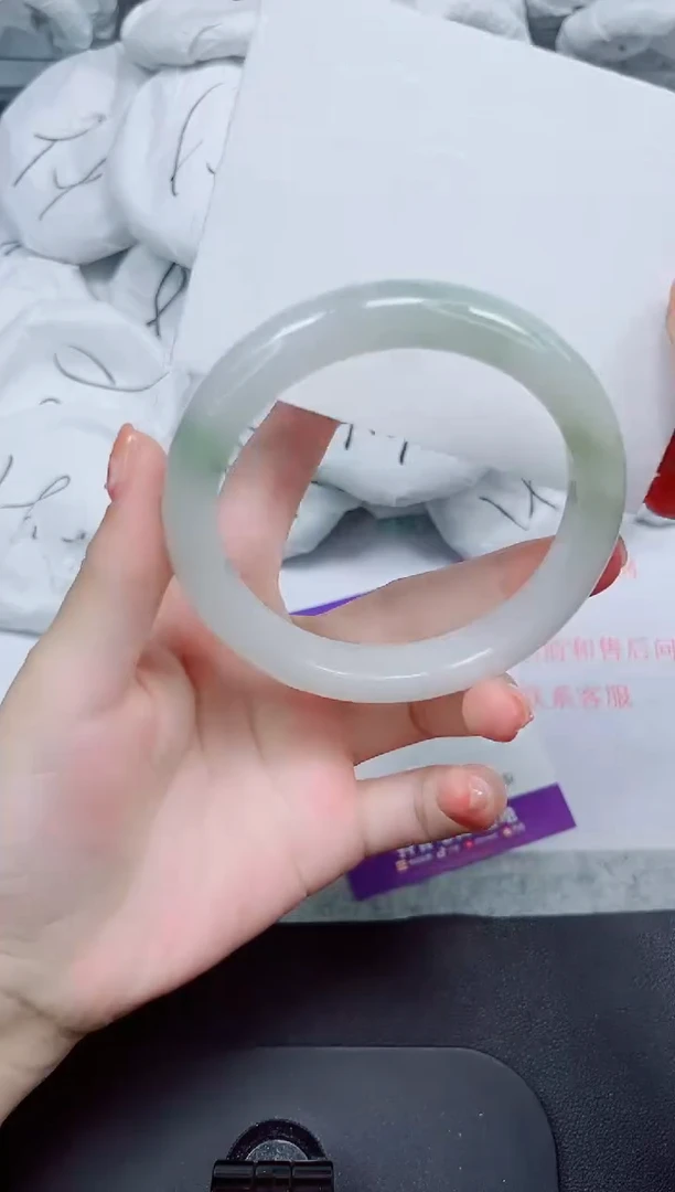石英质玉手镯未镶嵌69-64