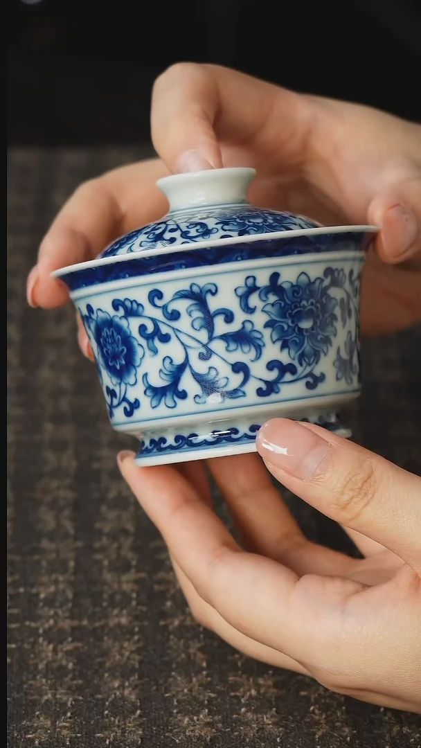 明珠堂|缠枝马蹄盖碗