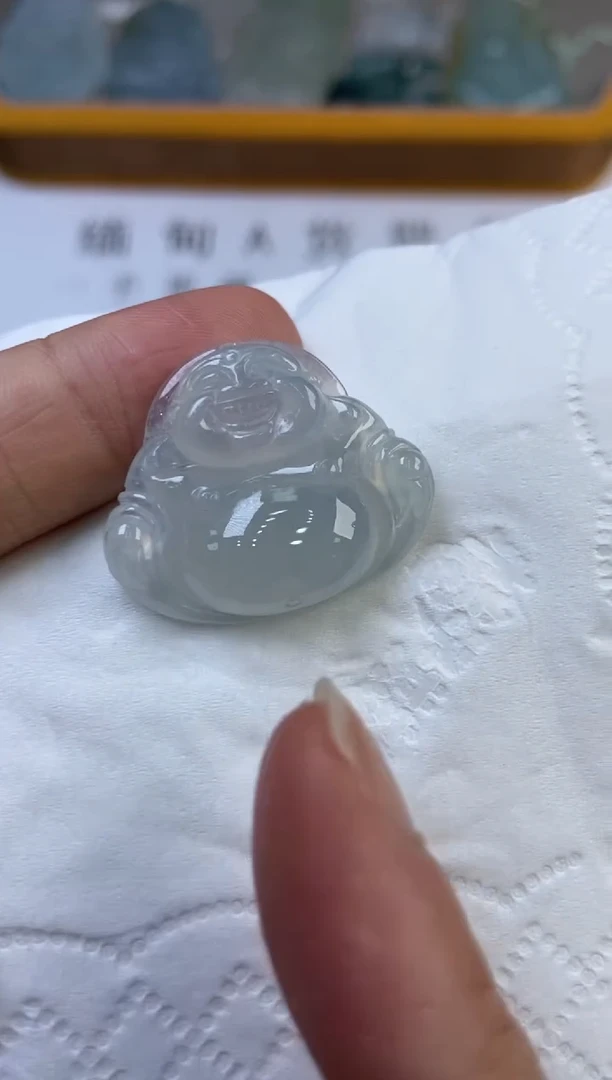 未镶嵌挂件翡翠375327      多人 多样性发一件