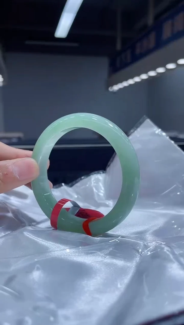 未镶嵌手镯翡翠16