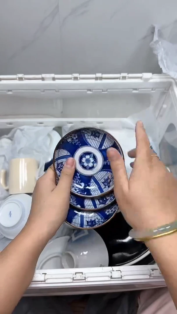 【闪购商品】1518回流瓷器默认微瑕，18.8包邮