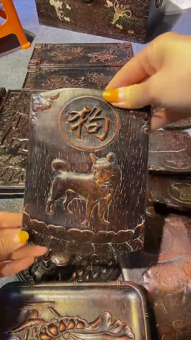 木黄*骏紫檀雕刻一物一拍