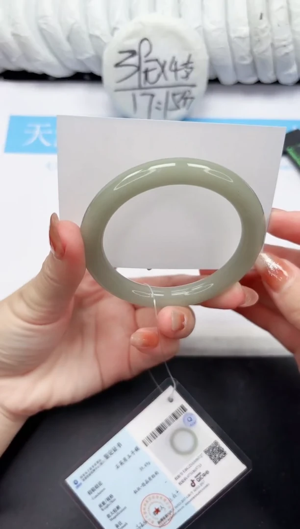 未镶嵌手镯石英质玉5-58.1DY