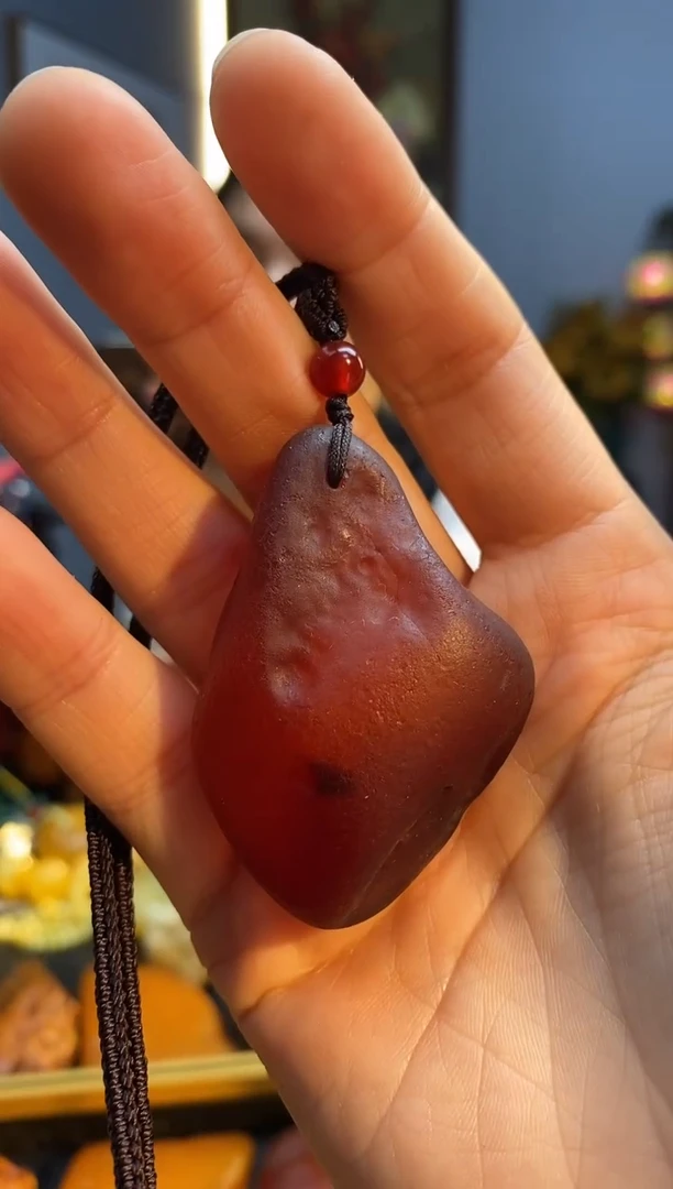 琥珀颈饰未镶嵌挂件