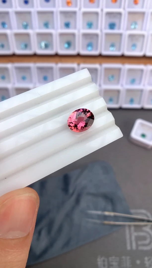 未镶嵌裸石定制碧玺3.75ct