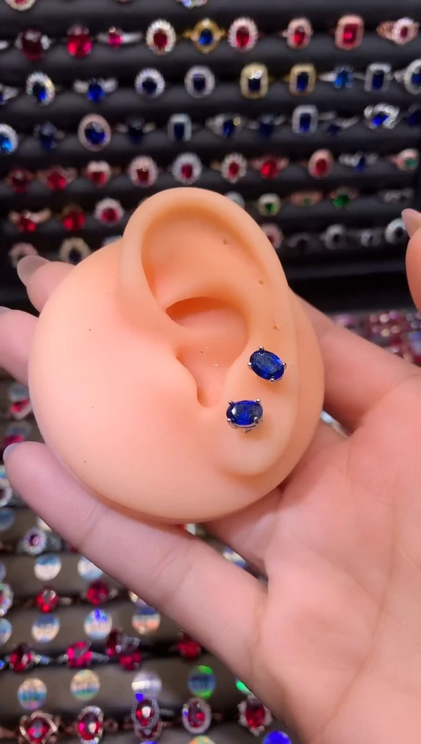 【闪购商品】蓝宝石耳饰银S925镶嵌57