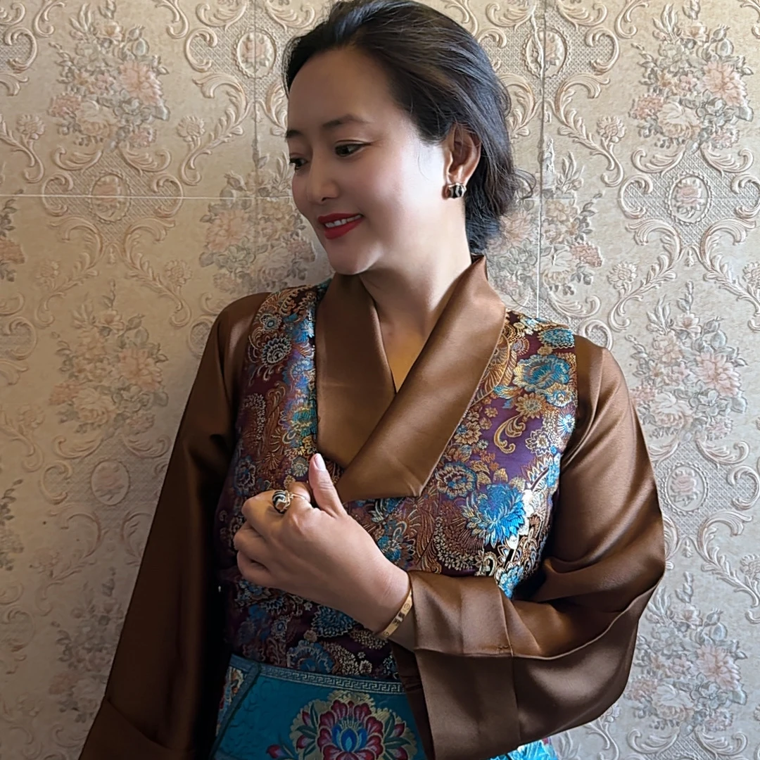 史镜新款传统缎面藏服
