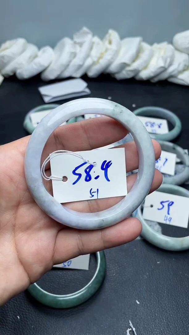 未镶嵌手镯翡翠51