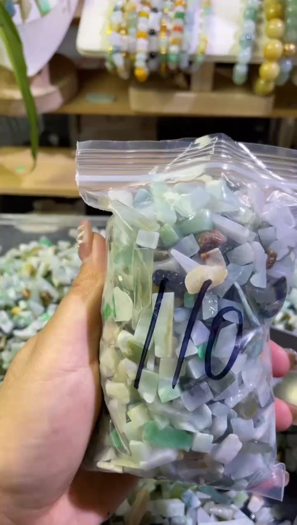 【闪购商品】翡翠颈饰未镶嵌天然翡翠迷你号500克110