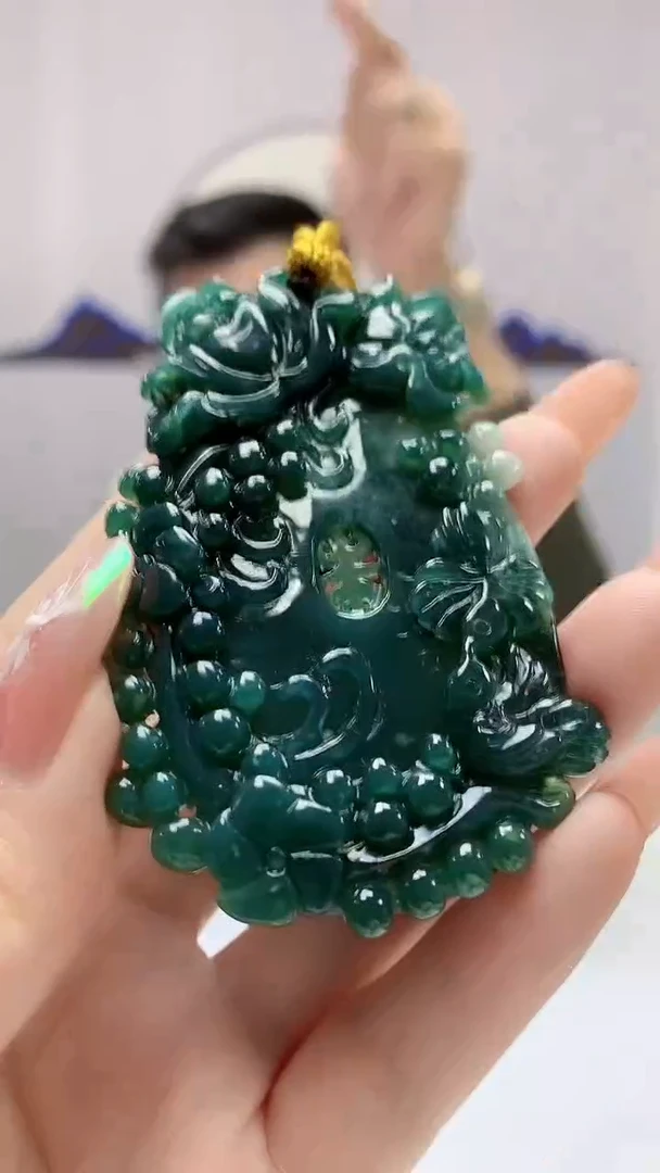 【闪购商品】定制翡翠未镶嵌5152DD-毛货挂件28