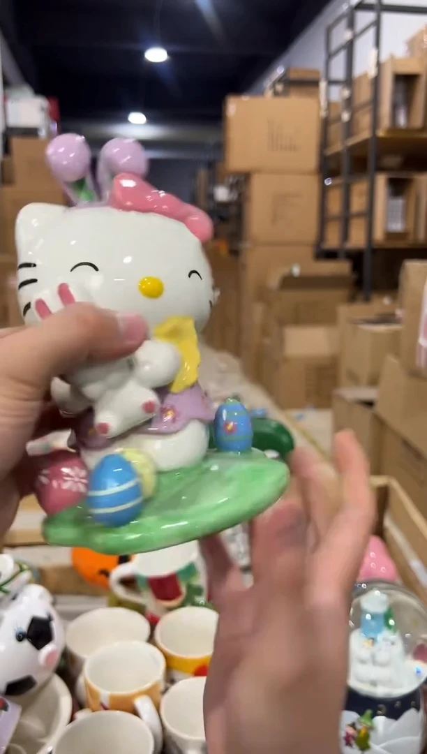 瓷片kt猫抱兔子摆件 微瑕