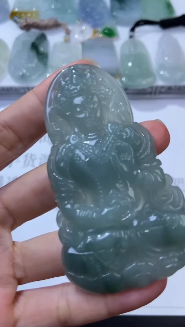 未镶嵌挂件翡翠376603   多人
