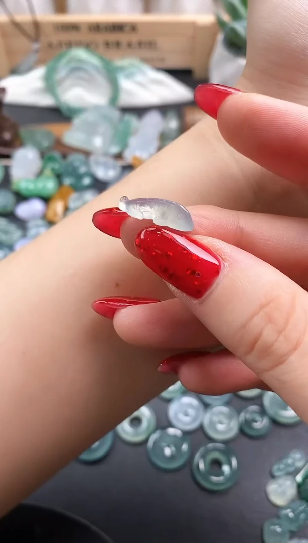 颈饰未镶嵌翡翠锦鲤