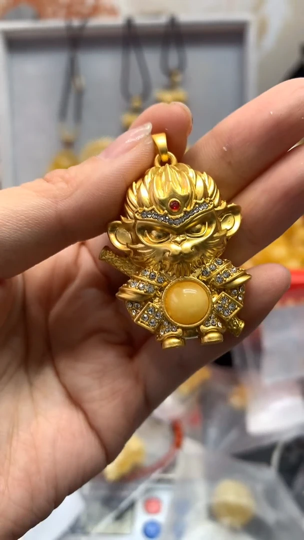 【闪购商品】琥珀珠宝奇石未镶嵌616）多样性发其一铜微瑕