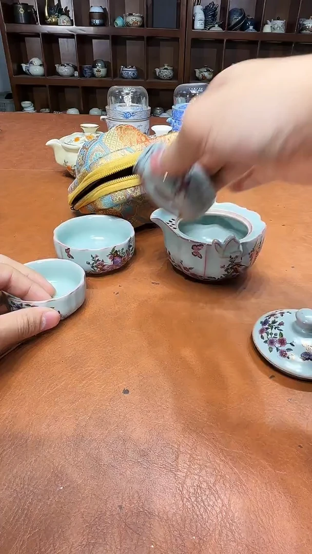 高雅艺术瓷简单清