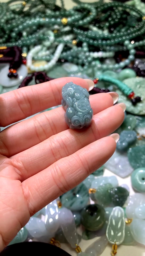 吊坠(不含链)未镶嵌翡翠1