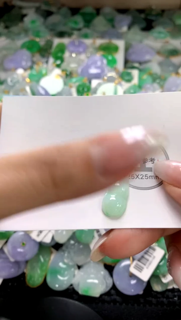 颈饰未镶嵌翡翠1111111111111111