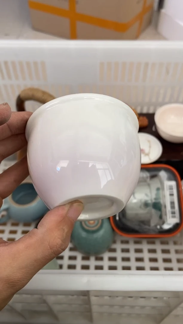 无运费险有瑕疵的摄影的产品有使用过的痕迹有点脏介意勿拍