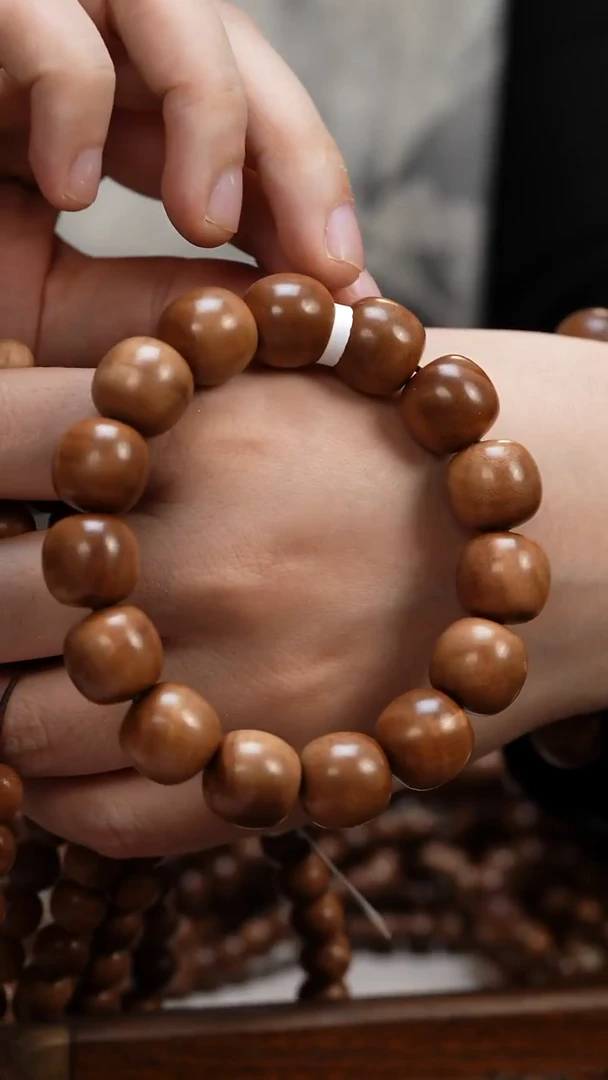 檀香木手串/手链用****8老山檀香15*16老型多样式发其一龙胆