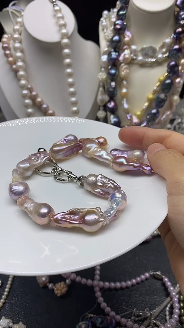 颈饰未镶嵌淡水珍珠多人